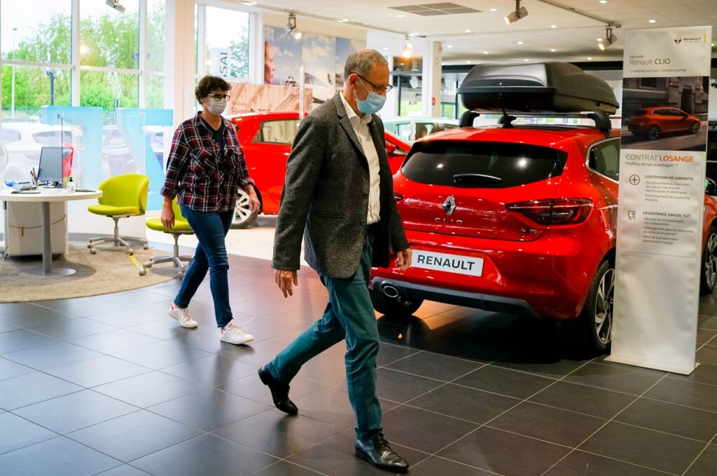 La LOA a pesé 82 % des financements sur le véhicule neuf en juillet 2021. (crédit v.fel pour Renault)