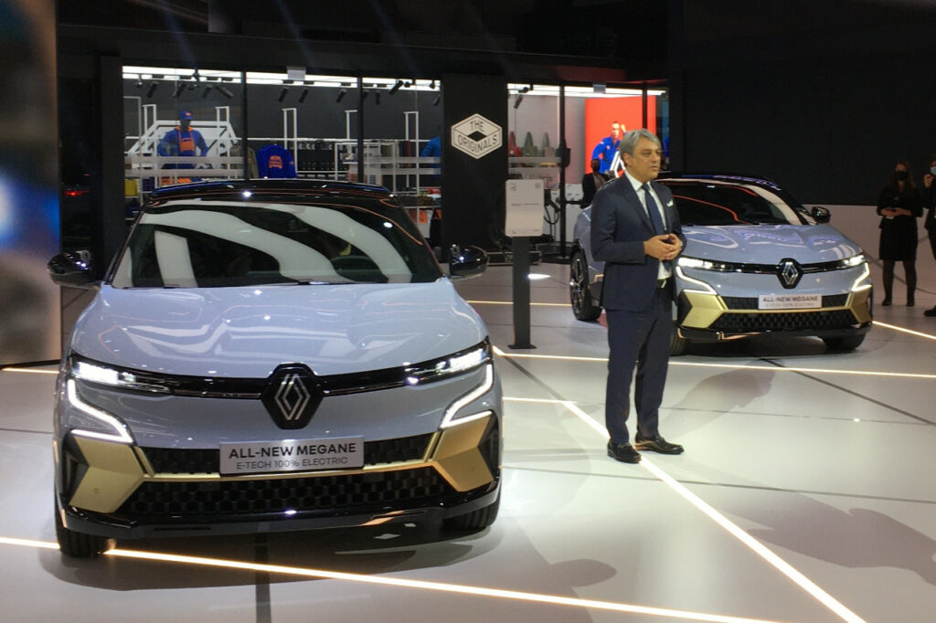 Luca de Meo, directeur général de Renault, lors de la présentation de la Mégane E-tech Electric à l'IAA de Munich.