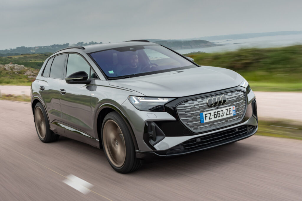 La version coupé du Q4 e‑tron, baptisée Sportback, va être lancée durant le mois de septembre 2021.