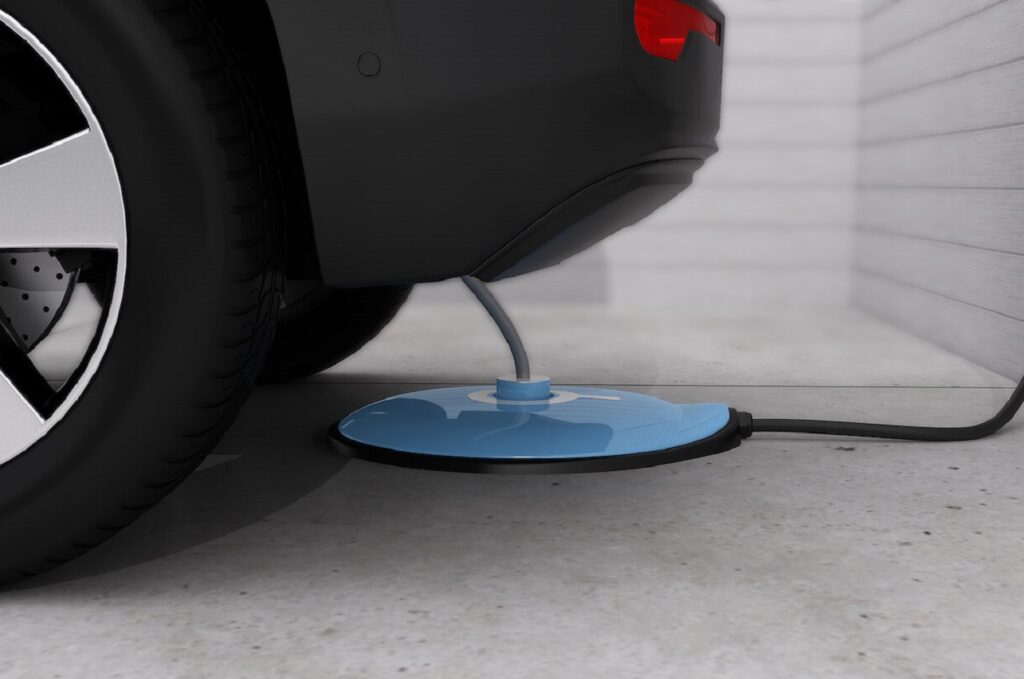 Gulplug tente de mettre au point un système qui automatise la recharge des voitures électriques.
