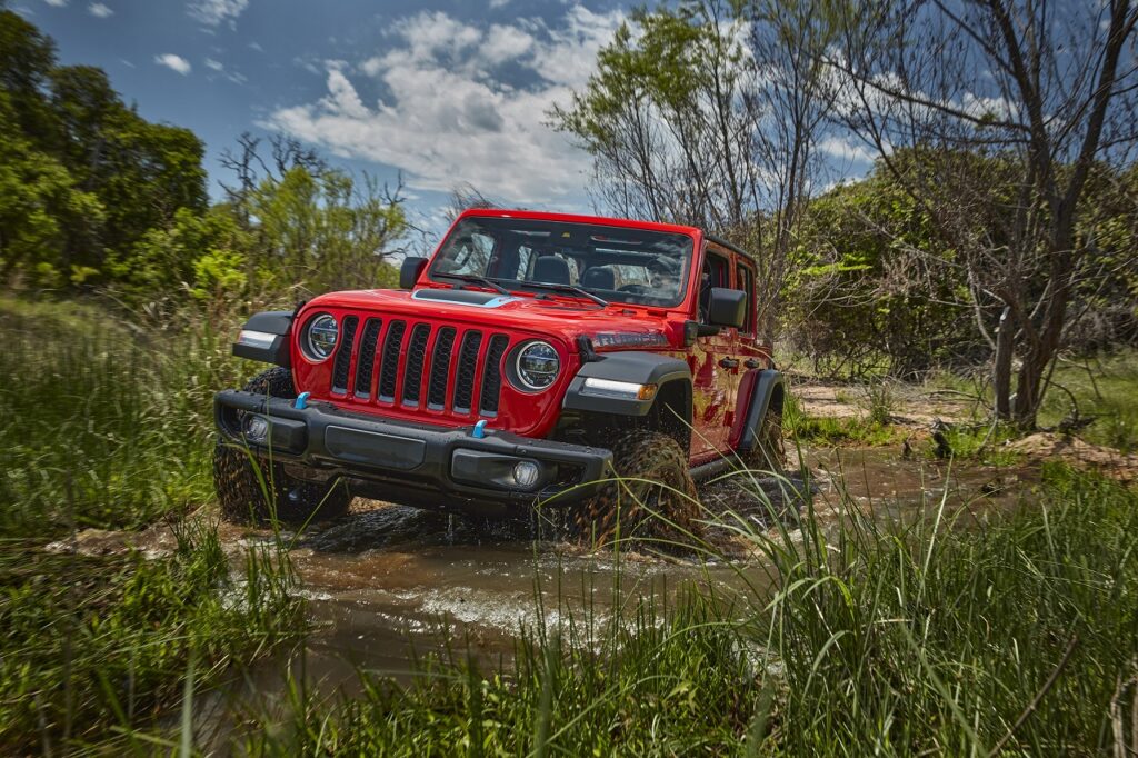 À fin août 2021, Jeep France a déjà immatriculé 528 Wrangler 4xe.