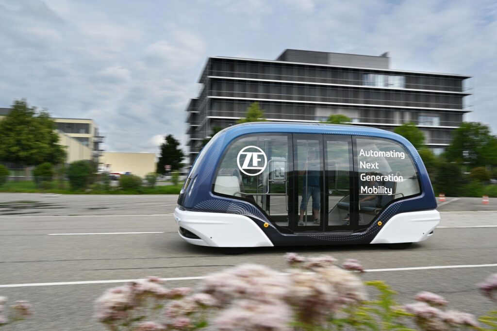 ZF peut fournir la navette autonome et tous les services associés.