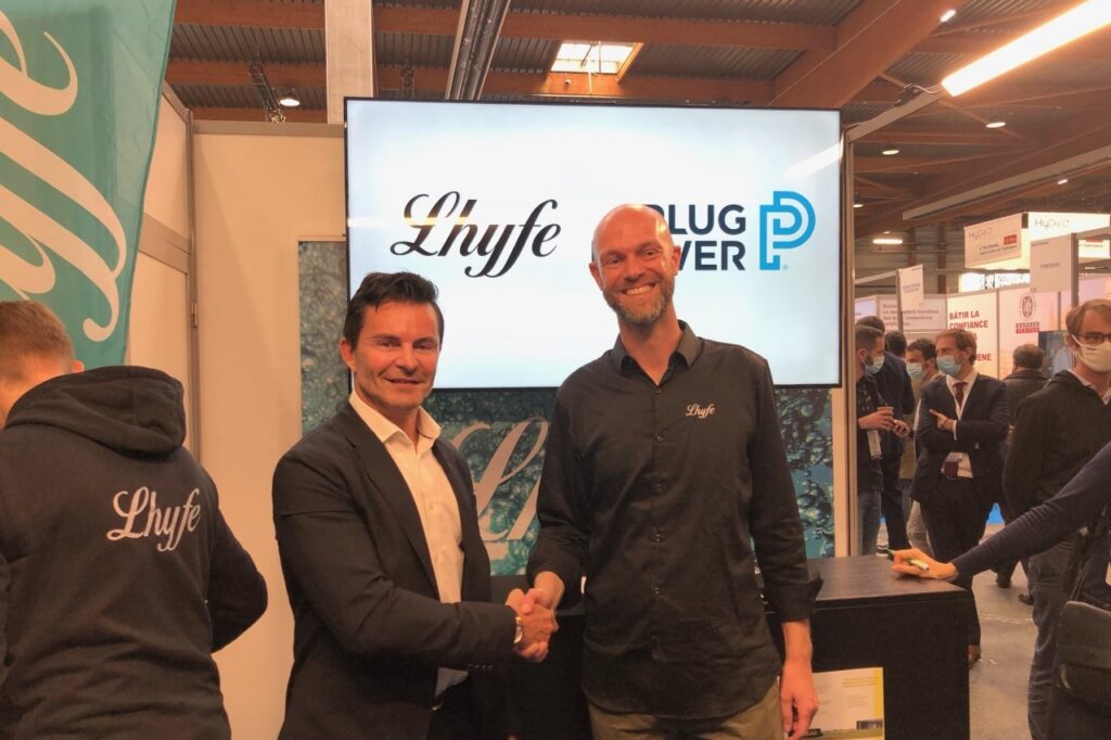 José Luis Crespo, général manager material handling de Plug Power, et Matthieu Guesné, PDG de Lhyfe.