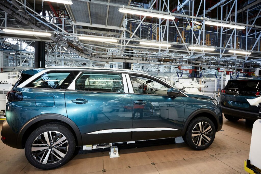 A l'usine Stellantis de Rennes, les salaires ont baissé