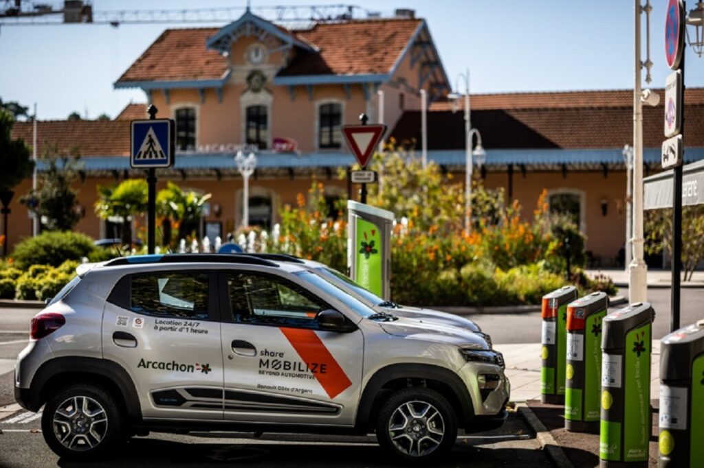 Quatre Dacia Spring seront à disposition des Arcachonnais.