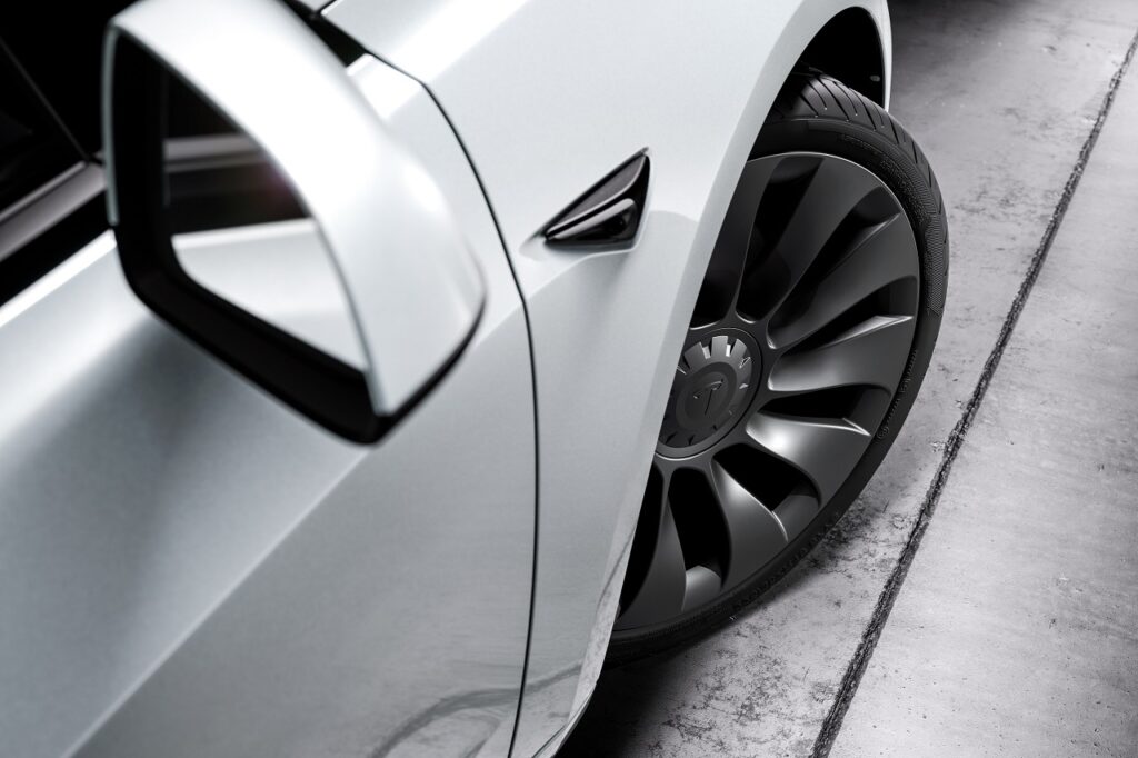 Malgré un marché chinois difficile, Tesla a enregistré un record en septembre 2021 avec 56 000 ventes.
