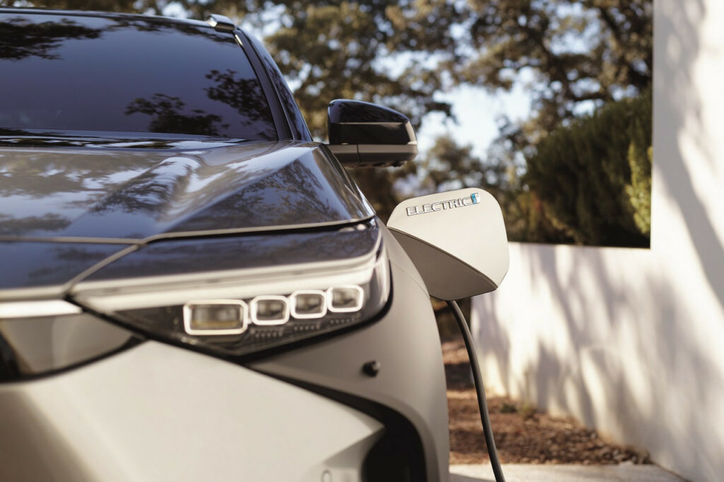 Toyota dénonce le projet de subventions du Congrès américain sur les voitures électriques. 