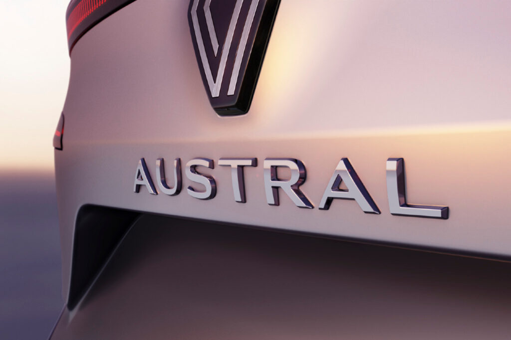 Le Renault Austral remplacera le Kardjar dans la gamme Renault au printemps 2022. 