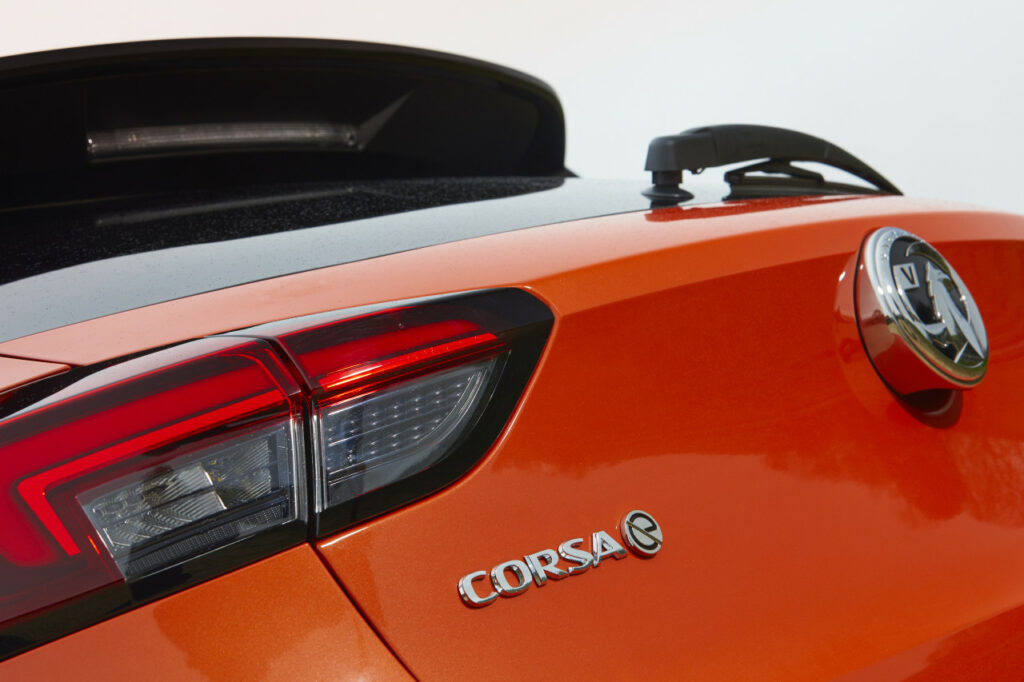 Depuis le début de l'année 2021, la Vauxhall Corsa est la meilleure vente au Royaume-Uni. 