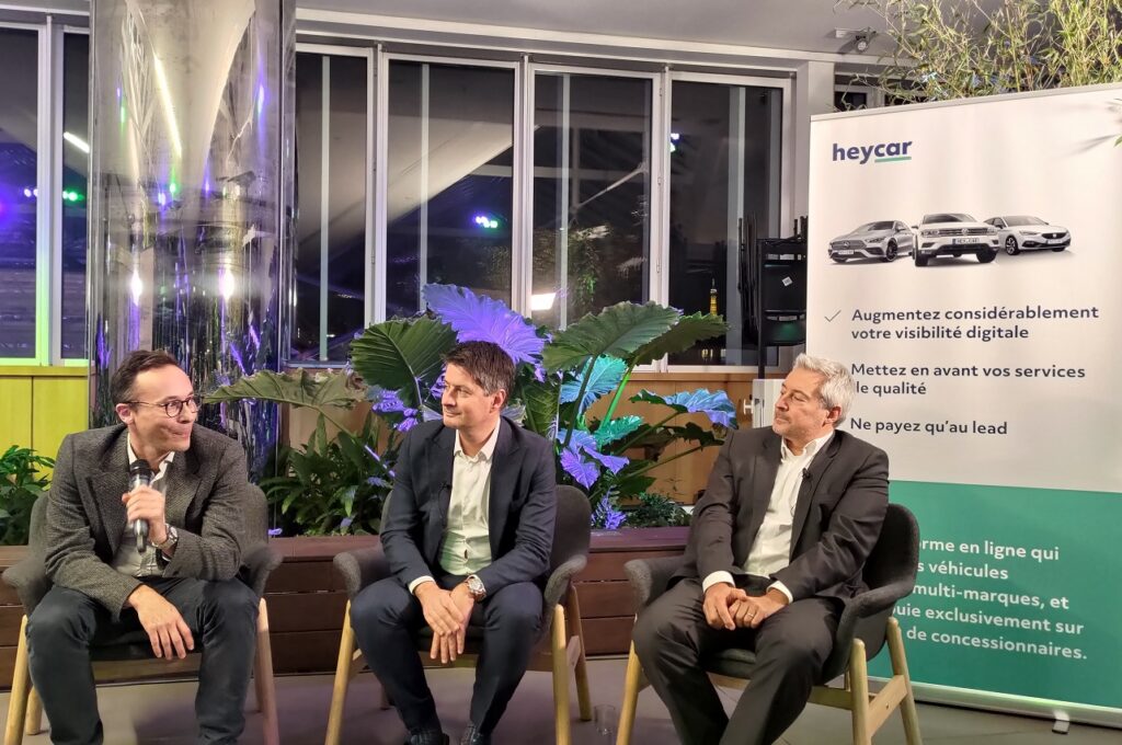 Mathias Hioco, président de Heycar France, Xavier Chardon, président de Volkswagen Group France et Ivan Segal, directeur des ventes de Renault France.