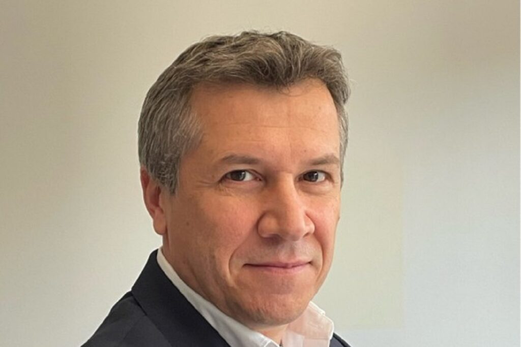 Le 1er février 2022, Fabrice Martin-Blas deviendra directeur commercial de Kia France. 