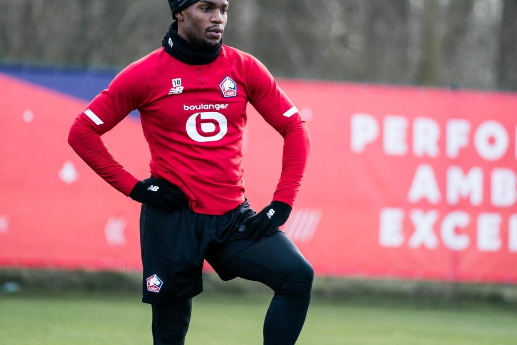 Dès la saison 2022/23 et ce pour 3 ans, Cazoo va devenir le sponsor du club masculin de Lille. 