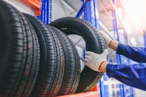 Le marché du pneu tricolore réussit son année 2021
