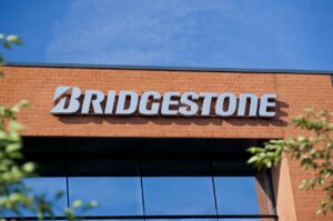 Bridgestone stoppe ses activités en Russie