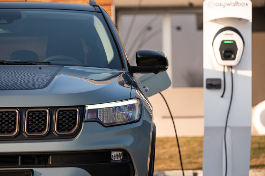 Jeep France ne prendra plus de commandes de modèles thermiques au-delà du 30 mai 2022.