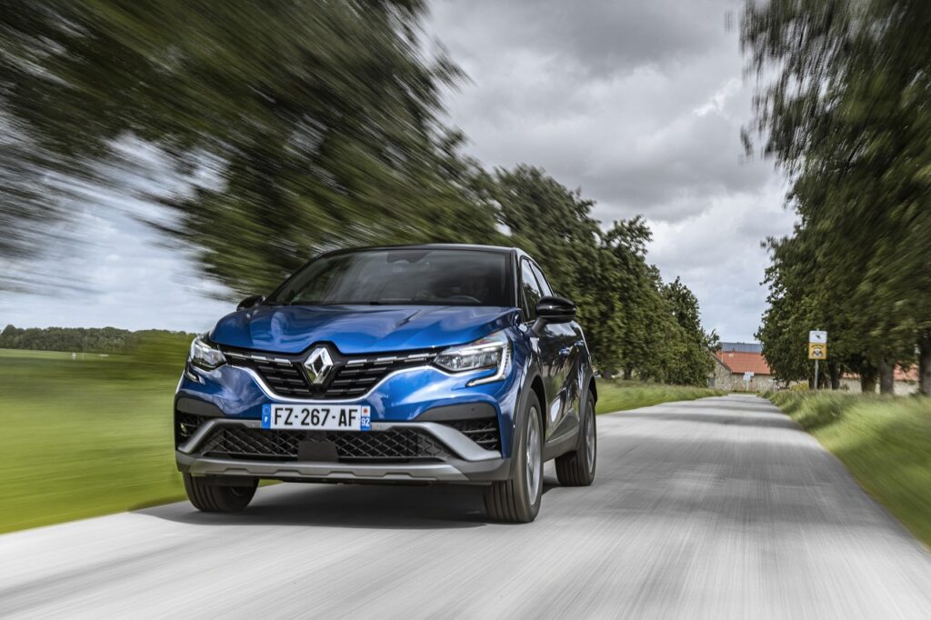 La gamme E-Tech a représenté 36 % des ventes VP de la marque Renault en Europe durant le premier trimestre 2022. © Jean-Brice LEMAL/Planimonteur