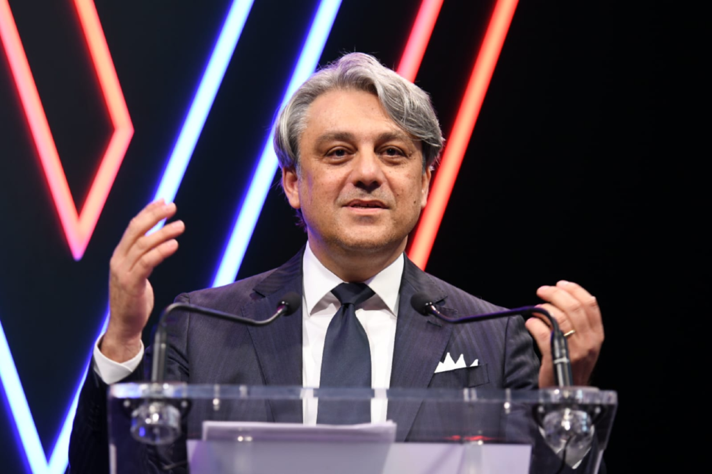 Luca de Meo, directeur général du groupe Renault, élu Homme de l'année 2021. 