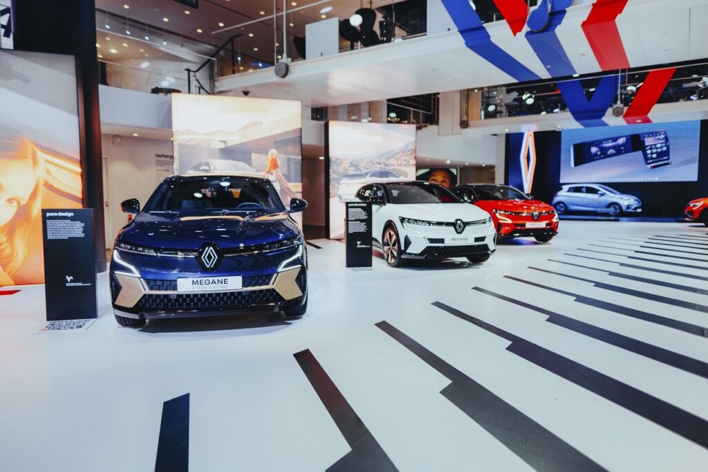 Avec l'arrivée de la Megane e-Tech électrique, Renault termine son écosystème électrique intégrant le financement, la borne et la recharge intelligente.