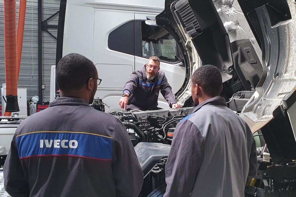 Le constructeur Iveco renforce sa formation avec le lancement de son académie. ©Iveco France