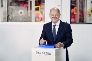 Volkswagen lance le chantier de sa première usine de batteries en Allemagne