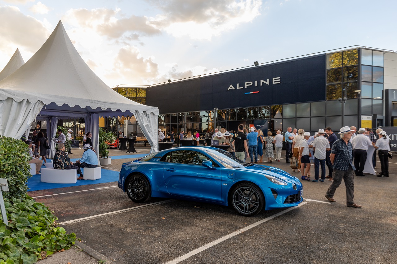 GGP a inauguré son premier centre Alpine