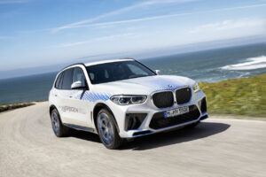 BMW produit une petite série de iX5 Hydrogen