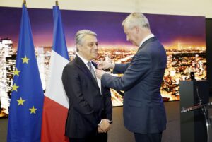 Luca de Meo décoré de la Légion d’Honneur