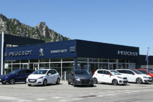 Les agents Peugeot attendent toujours leur nouveau contrat de réparateur agréé
