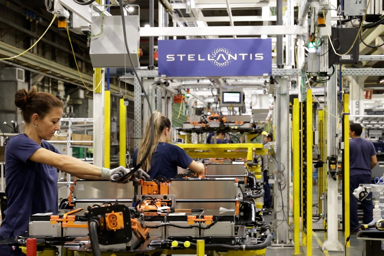 Stellantis investit dans la batterie lithium-soufre