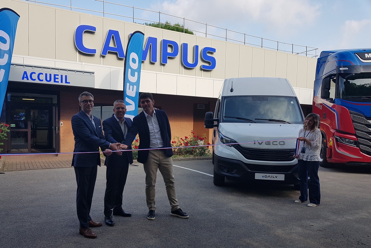 Iveco inaugure un campus de formation dans les Yvelines