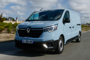 Renault Trafic E-Tech : le chaînon manquant