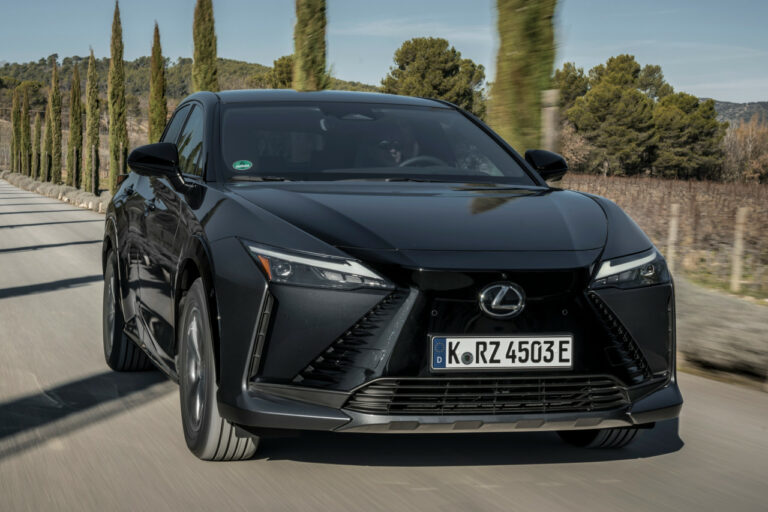 Lexus RZ 450e : confortable mais gourmand