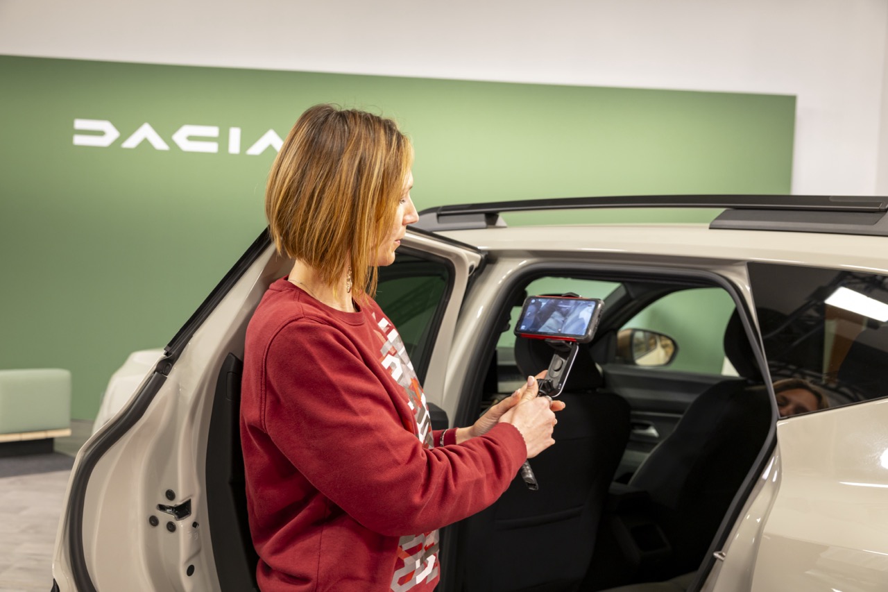 Dacia expérimente le "phygital" pour lancer son nouveau Duster