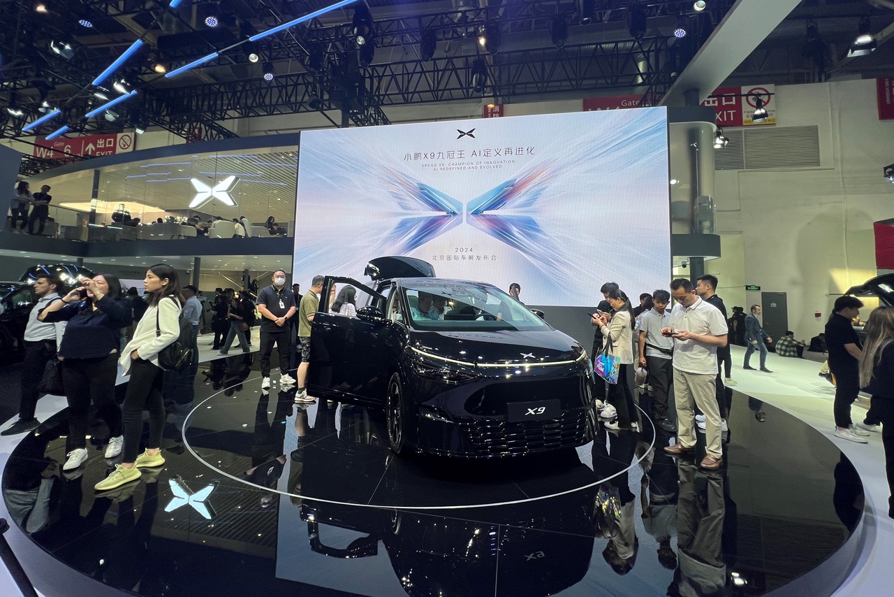 Pendant le salon de Pékin, les constructeurs automobiles XPeng et Seres ont annoncé leur présence au Mondial de Paris qui se tiendra du 14 au 20 octobre 2024.