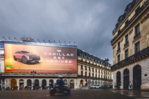 Cadillac inaugure sa première vitrine en France et présente l