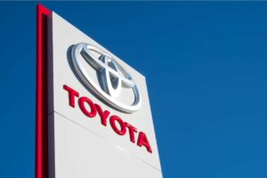 Le groupe Toyota résiste malgré ses problèmes de production au Japon