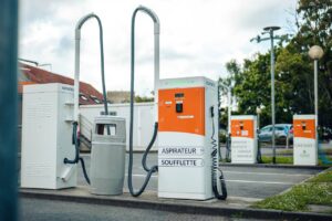 Emic lance l'aspirateur Cubix