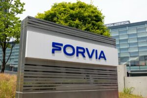 Forvia baisse ses objectifs annuels face à la déprime du marché