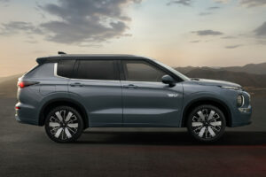 Le Mitsubishi Outlander va entamer un tour de France