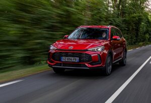 MG ZS : un concurrent sérieux du Duster