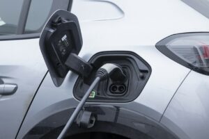 La recharge en entreprise pourrait devenir un avantage en nature en 2025