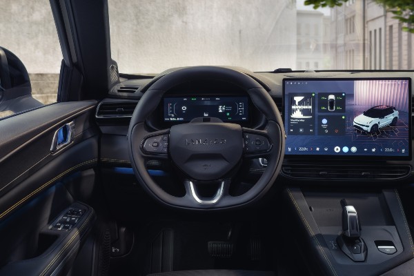 lynk&co 01 interieur