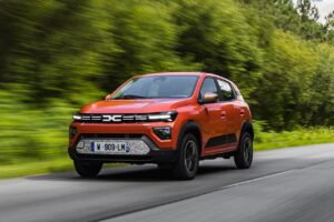 Pour 2025, Dacia compte sur une Spring à nouveau compétitive avec le bonus écologique