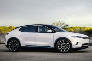 Chrysler suspend son crossover électrique et reste en panne de nouveautés