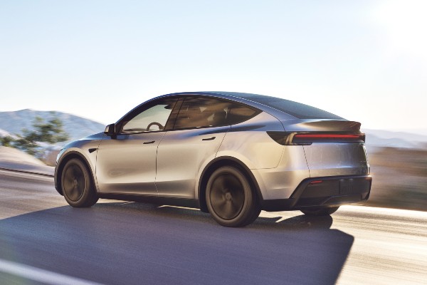 tesla model y restylé arriere