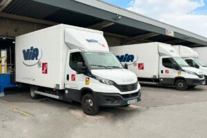 Jacky Perrenot décarbone ses livraisons avec 40 Iveco eDaily