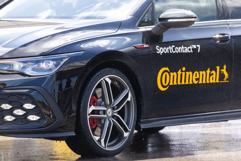 Continental mise tout sur le pneu
