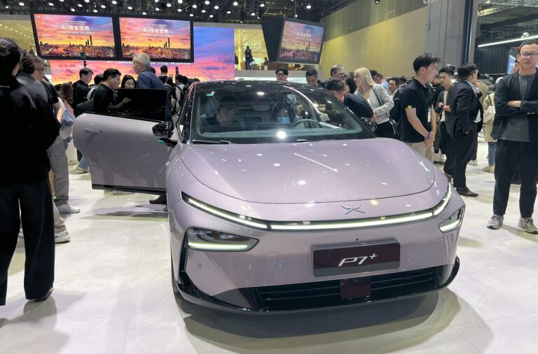 Le flot de nouveaux modèles électriques chinois se poursuit au salon de l’automobile de Shanghai 2025