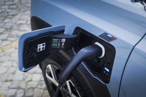 Arval ouvre le bal des loueurs longue durée sur les CEE