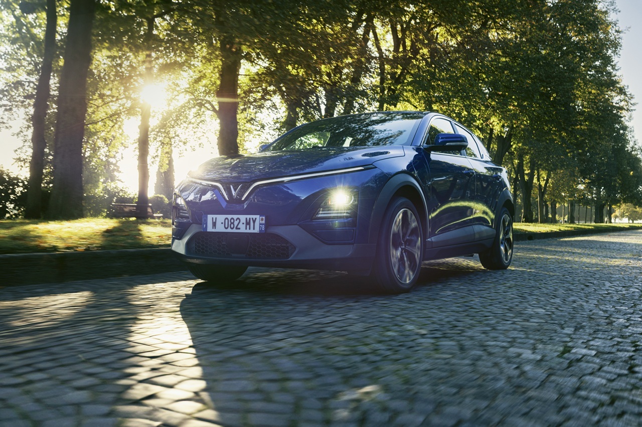 Le fabricant de voitures électriques VinFast revoit, en raison de ses résultats sur le marché européen, sa stratégie de distribution.